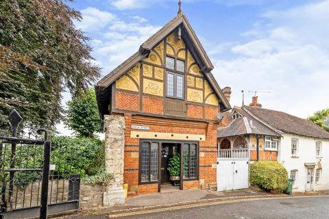 undefined, Castle Street, Buckingham