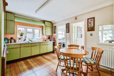 5 bedroom detached house for sale, Old Kempshott Lane, Basingstoke