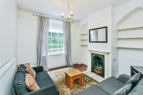 undefined, Hunter Street, Buckingham