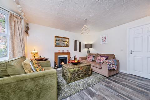 3 bedroom semi-detached house for sale, Rustics Close, Calvert, Buckingham