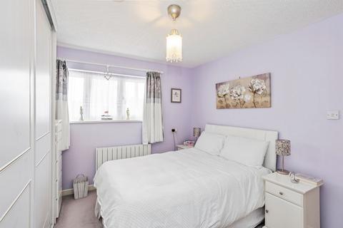 1 bedroom flat for sale, Palmer Avenue, Bushey