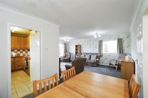3 bedroom detached bungalow for sale, Mill Hill Drive, Burton-On-Trent