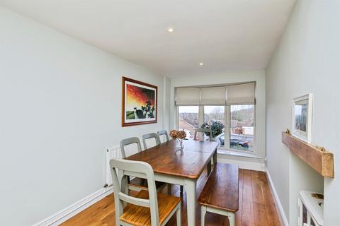 4 bedroom detached house for sale, Hillcrest Avenue, Burton-On-Trent