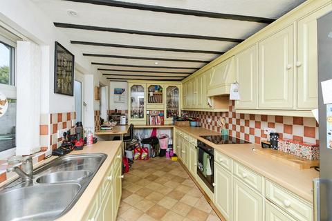 4 bedroom terraced house for sale, Spring Terrace Road, Burton-On-Trent