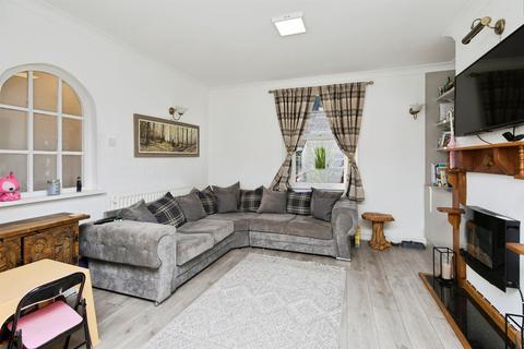 4 bedroom terraced house for sale, Spring Terrace Road, Burton-On-Trent
