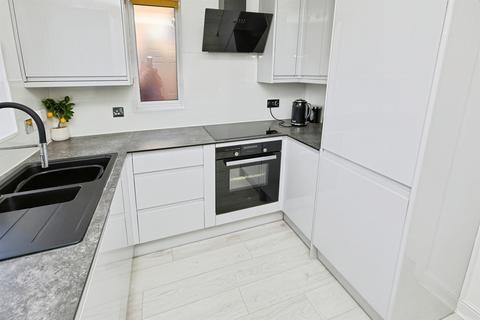 3 bedroom detached house for sale, Orchid Close, Burton-On-Trent