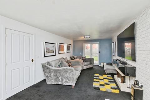3 bedroom detached house for sale, Castilla Place, Burton-On-Trent