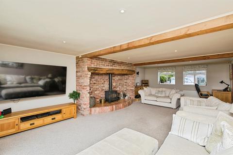 4 bedroom detached house for sale, Watery Lane, Scropton, Derby