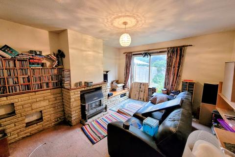 2 bedroom terraced house for sale, Heather Close, Carterton