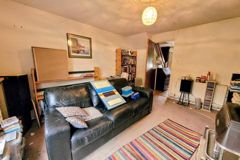2 bedroom terraced house for sale, Heather Close, Carterton