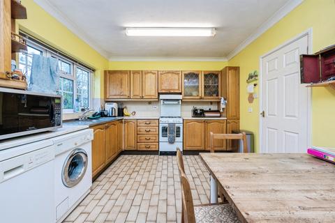 5 bedroom detached bungalow for sale, St. Neots Road, Hardwick, CAMBRIDGE
