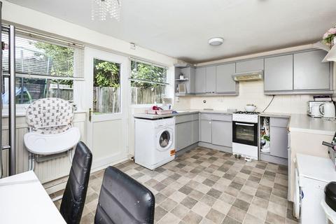 3 bedroom terraced house for sale, Bramshaw Road, Canterbury