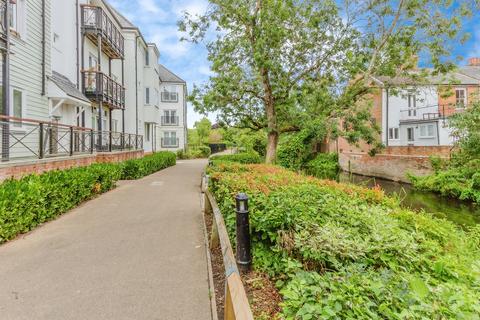 4 bedroom penthouse for sale, Great Stour Mews, Canterbury