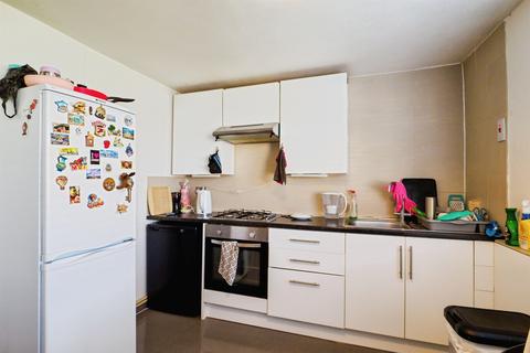 2 bedroom apartment for sale, Strangers Lane, Canterbury