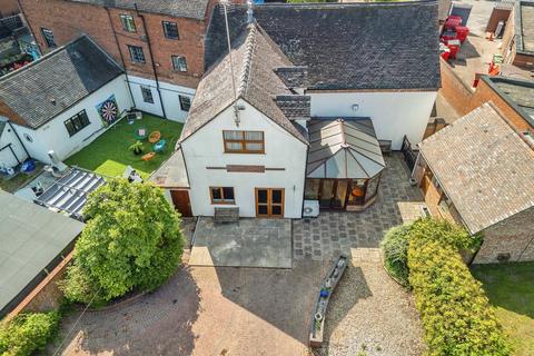4 bedroom semi-detached house for sale, Lichfield Road, Cannock