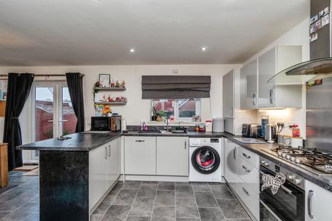 undefined, Wynns Close, Cannock
