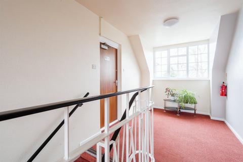 2 bedroom flat for sale, Croft House Lane, Marsh, Huddersfield