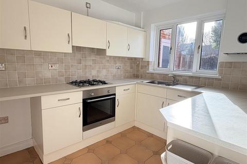 3 bedroom end of terrace house for sale, Kielder Court, Lytham