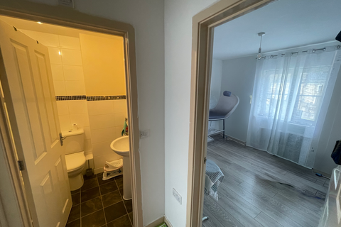 2 bedroom semi-detached house to rent, Saturn Drive Cardea, Stanground, Peterborough