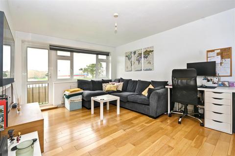 1 bedroom flat for sale, Faygate Road, Eastbourne