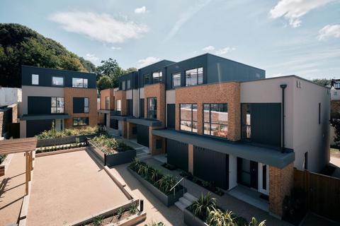 3 bedroom terraced house for sale, 19 St. Saviours Road, Jersey JE2
