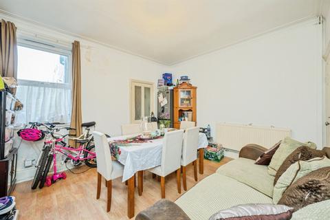 3 bedroom terraced house for sale, St. Thomas Road, Derby