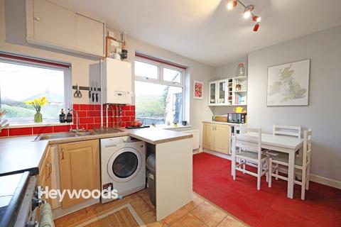 3 bedroom townhouse for sale, Reeves Avenue, Cross Heath, Newcastle under Lyme, Staffordshire