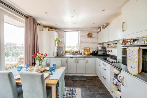 2 bedroom apartment for sale, Bell Barn Road, Birmingham