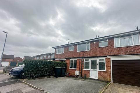 4 bedroom terraced house to rent, Richmond Road, Wimborne, BH21