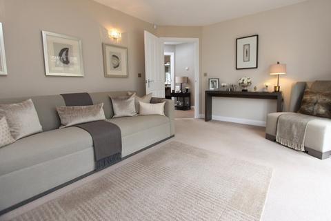 4 bedroom detached house for sale, Shrubbery Gardens, Kidderminster, DY10