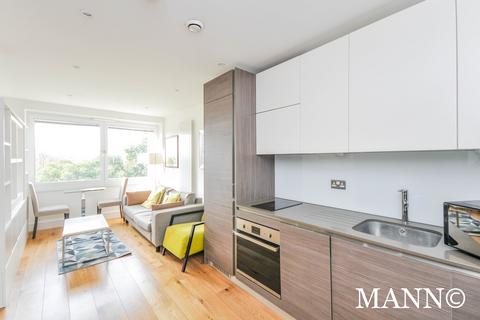 Studio to rent, Riverdale House, London, SE13
