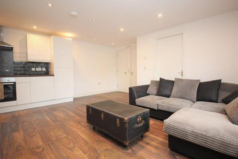 1 bedroom flat to rent, High Street, Stevenage, SG1