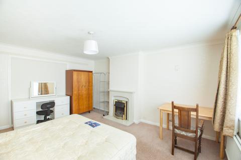 undefined, Lyndhurst Close, Canterbury, CT2