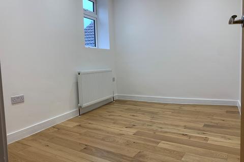 undefined, Warren Avenue, Southampton, SO16