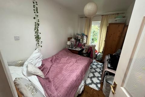 undefined, Clifton Gardens, Canterbury, CT2