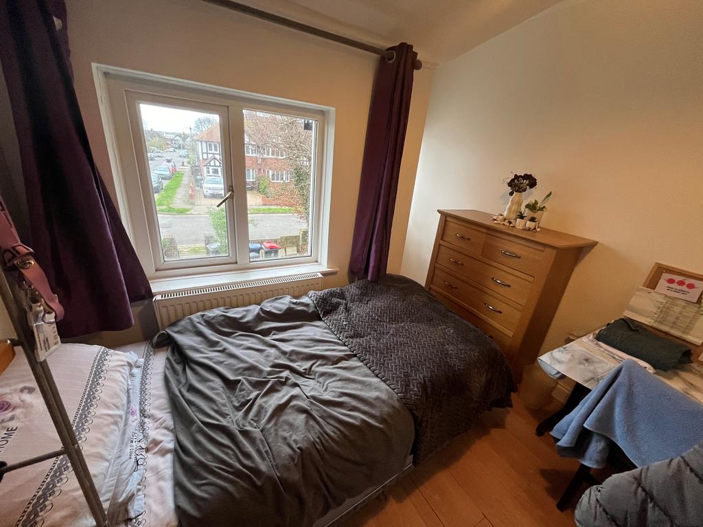 Bedroom 5