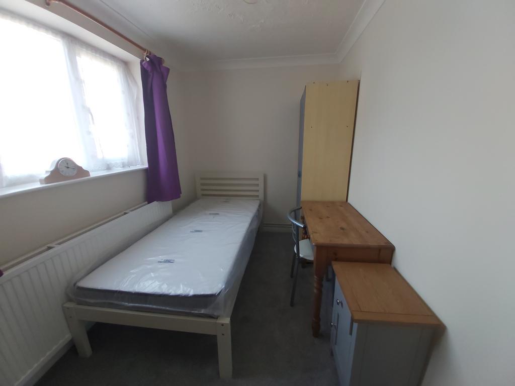 Bed 3