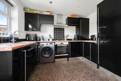3 bedroom end of terrace house for sale, Seal Road, Bramhall