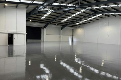Warehouse to rent, Unit D1 Triumph Business Park, Speke Liverpool L24 9GQ