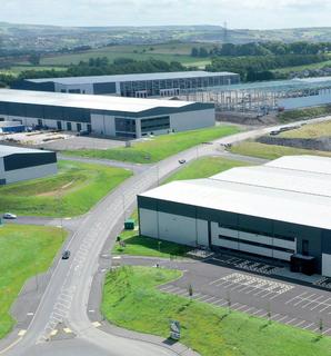Warehouse to rent, Frontier Ave Blackburn BB1 3AL