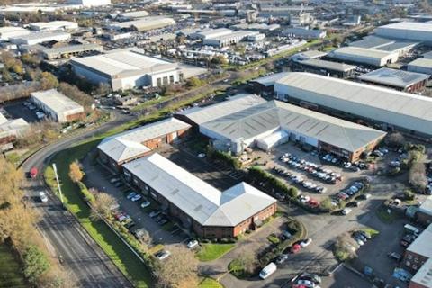 Warehouse to rent, Broadkoak Manchester M17 1RW