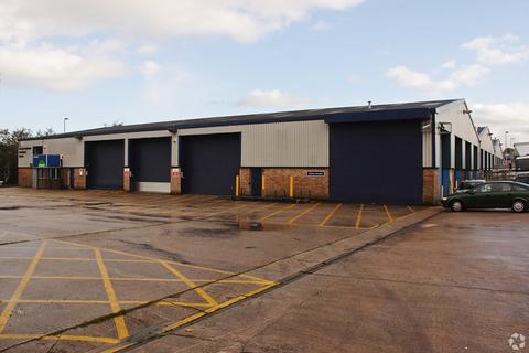 Warehouse to rent, Oldfield Rd Preston PR5 8BG