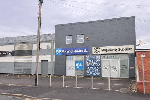 Retail property (high street) to rent, 535-537 Blackpool Rd Preston PR2 1EQ