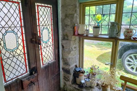undefined, Llangyniew SY21