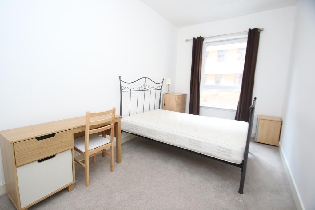 Apartment in Glasgow - View 5