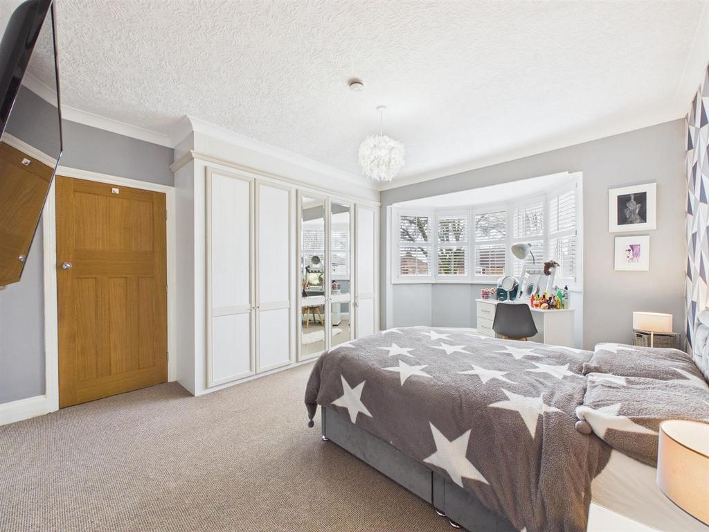 Bedroom: