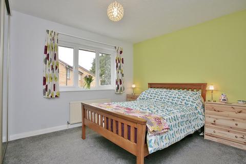 undefined, Pascali Place, Banbury, OX16 1FG