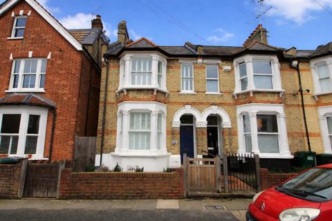 3 bedroom end of terrace house for sale, Salisbury Road, Barnet EN5