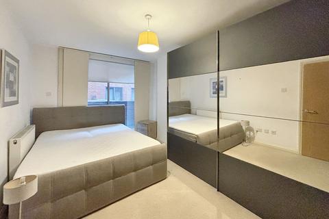 1 bedroom flat for sale, Flat 1 Regatta Point, 1 Manilla Street, Canary Wharf, London, E14 8JZ