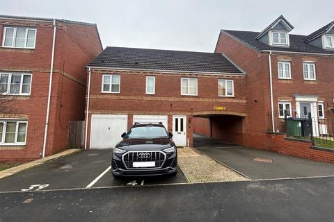 2 bedroom coach house for sale, Bedford Street, Tipton